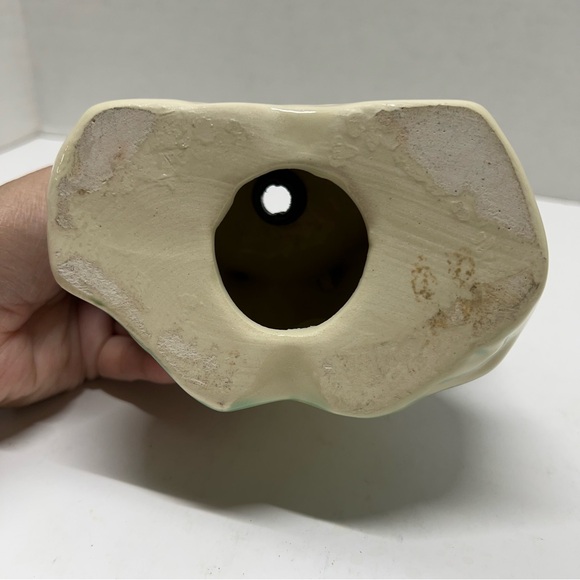 Charming Vintage Swan Couple Figurine – Soft Pastel Home Décor Accent 6” Ceramic - Picture 6 of 8